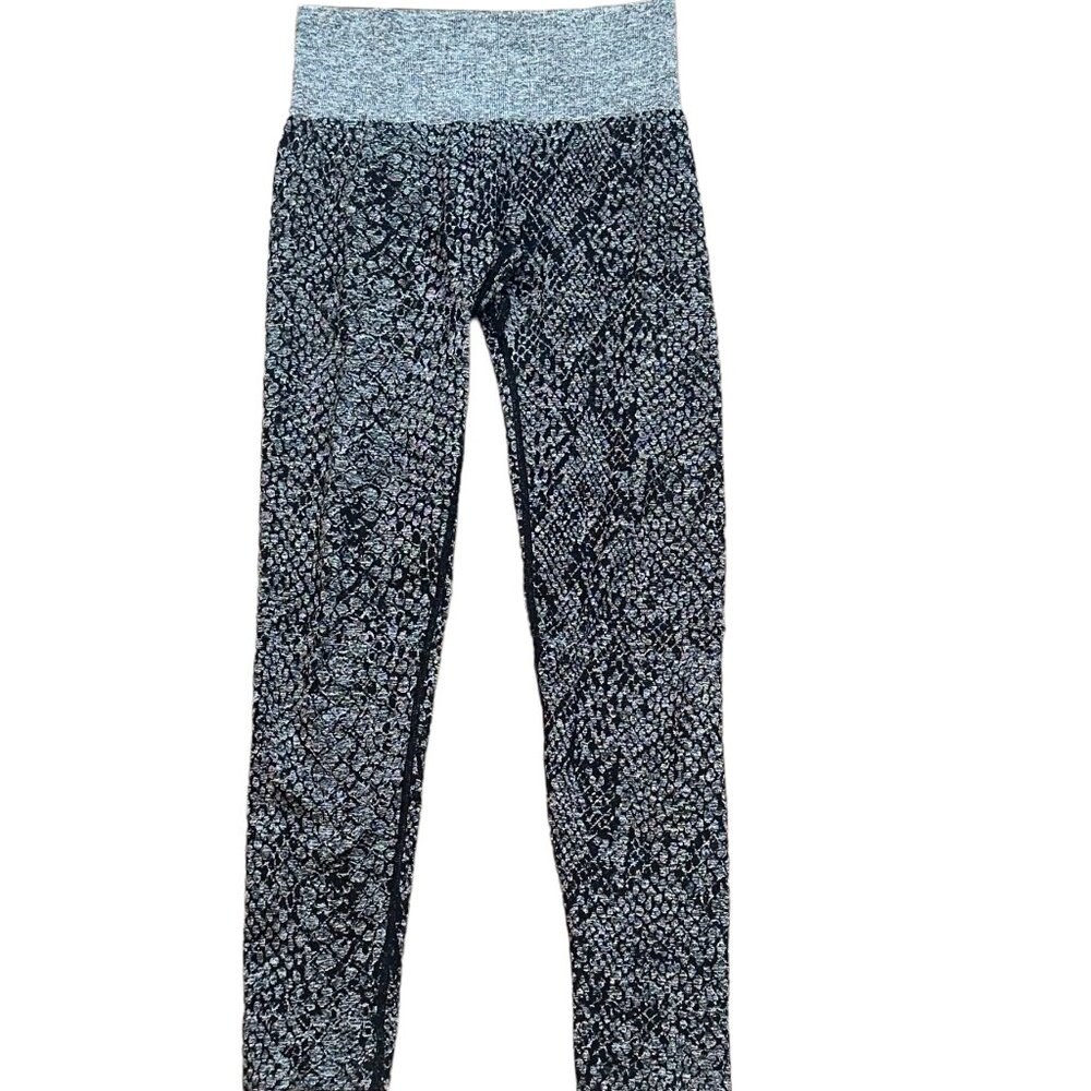 Women's NVGTN Black/Grey Workout Yoga Seamless Leggings Size‎ Small
